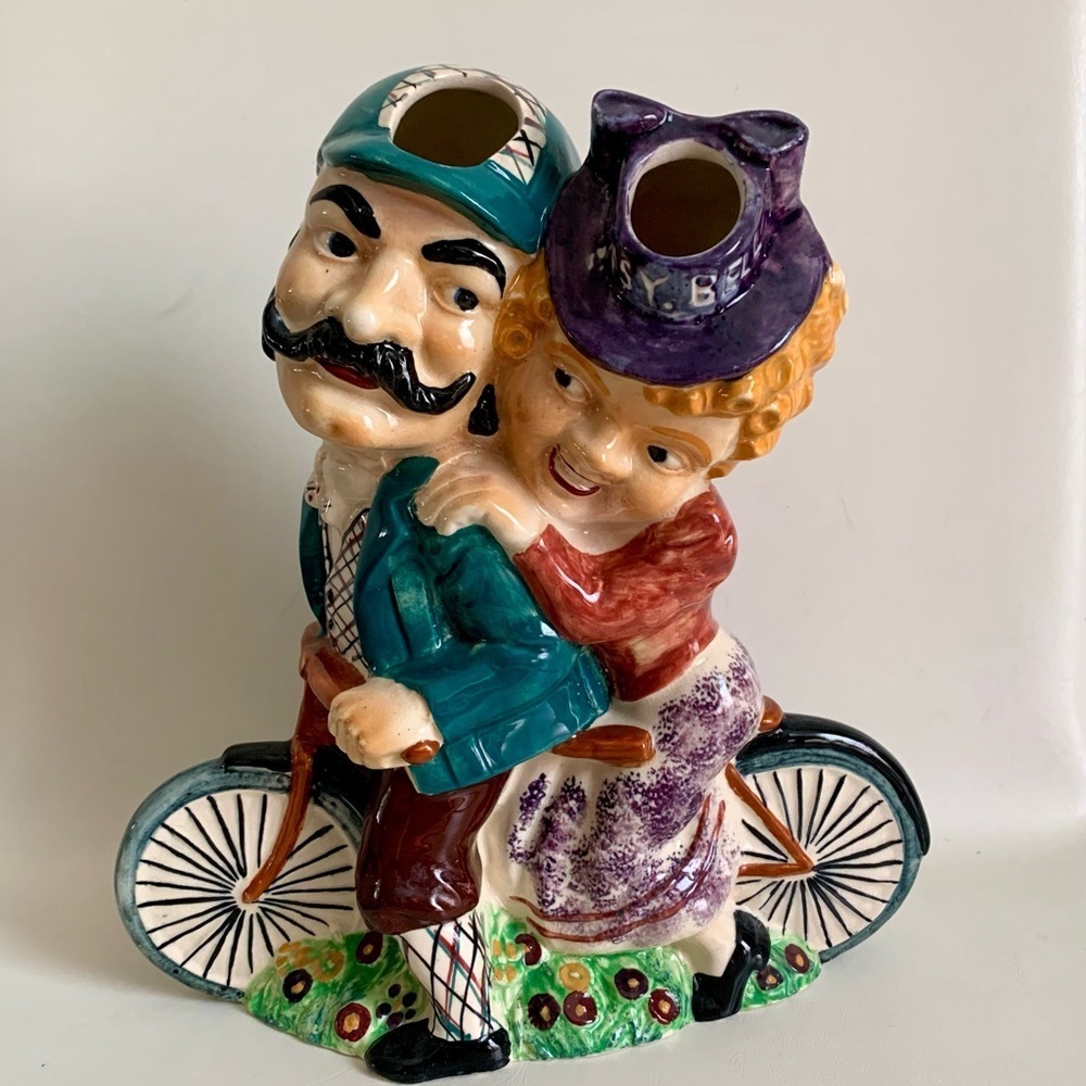 Vintage Staffordshire Shorter @ co Daisy bell bicycle